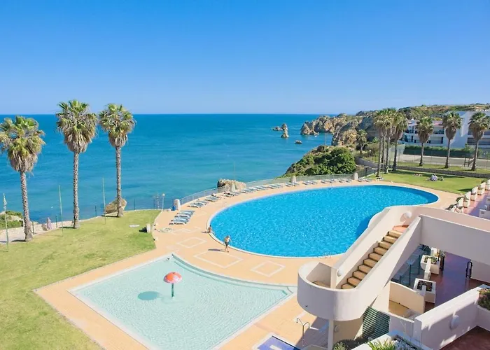 Novo! Apartamento Junto A Praia Com Piscina